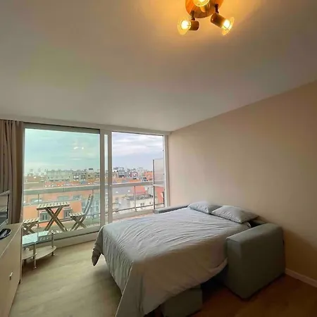 Safari - Modern, Vernieuwd App Met Zicht Op Zee Apartment