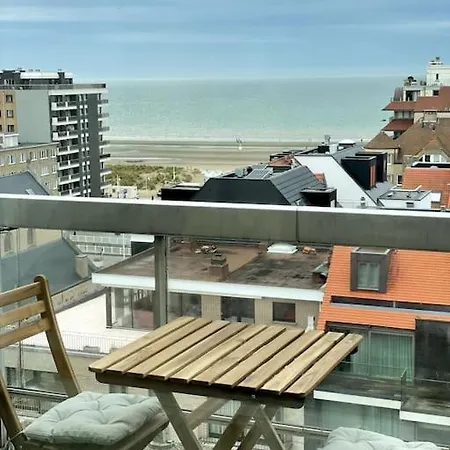 Safari - Modern, Vernieuwd App Met Zicht Op Zee Apartment Nieuwpoort